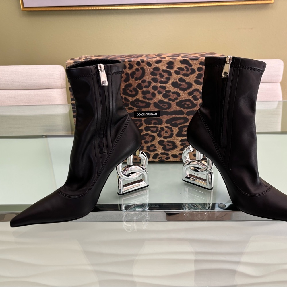 Authentic Dolce & Gabbana Black Heeled Boots with Silver Accent - Picture 4 of 10